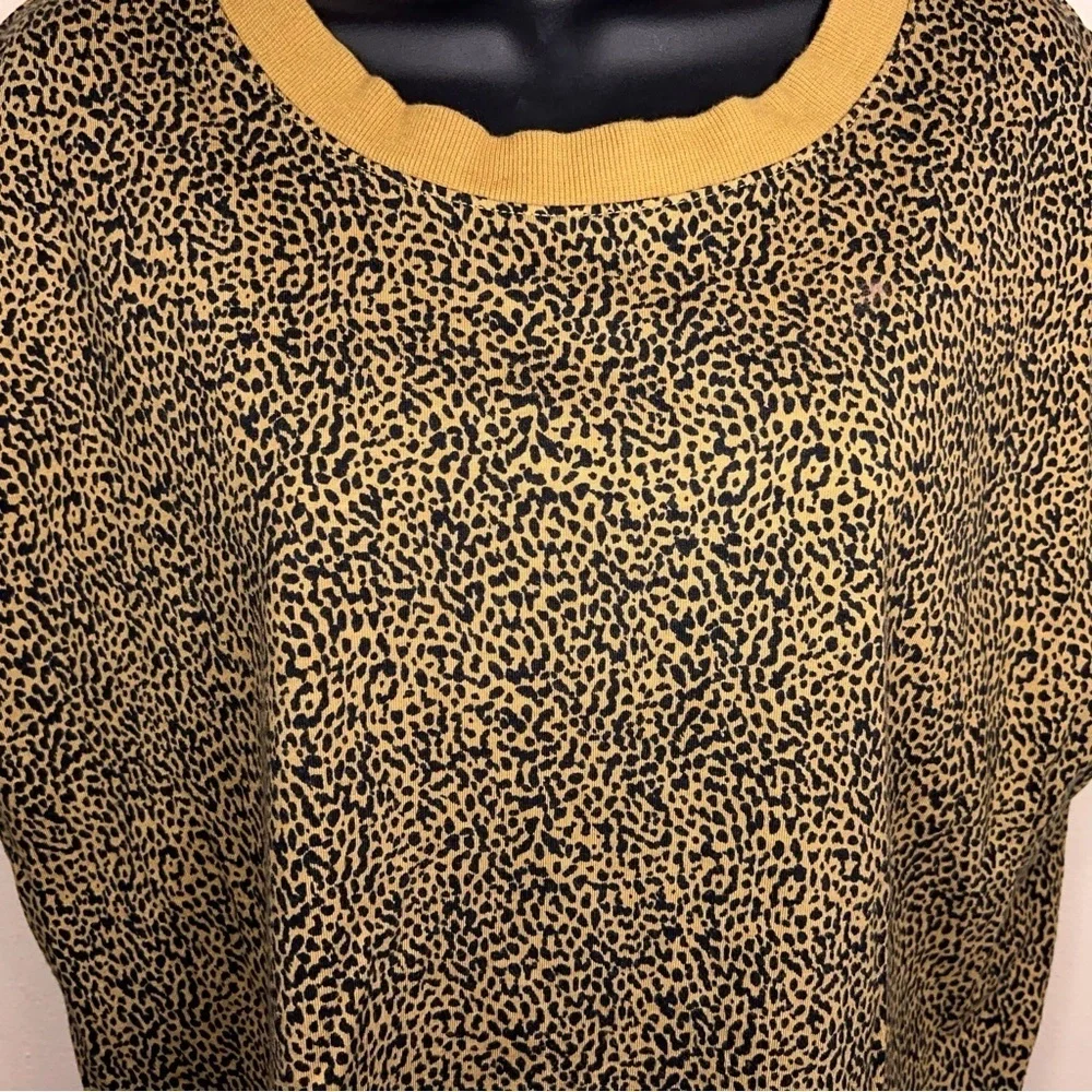 Petite Large Ann Taylor Loft Animal Print Top Cap Sleeves Cotton Blend Casual